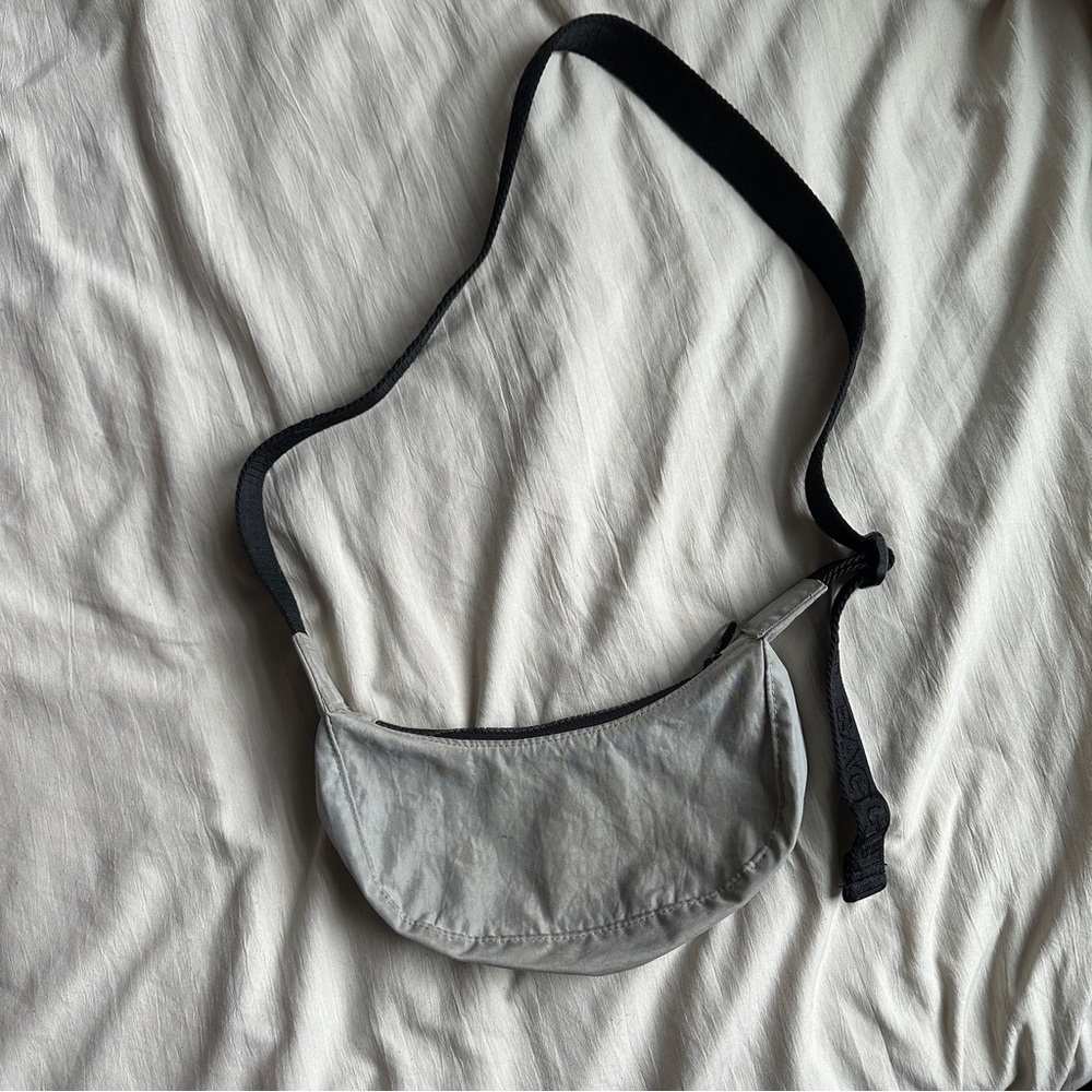 Baggu Mini Crescent Bag Grey